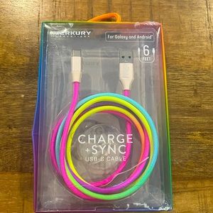 New in the original box Merkury 6ft charge & sync cord for galaxy and androids.